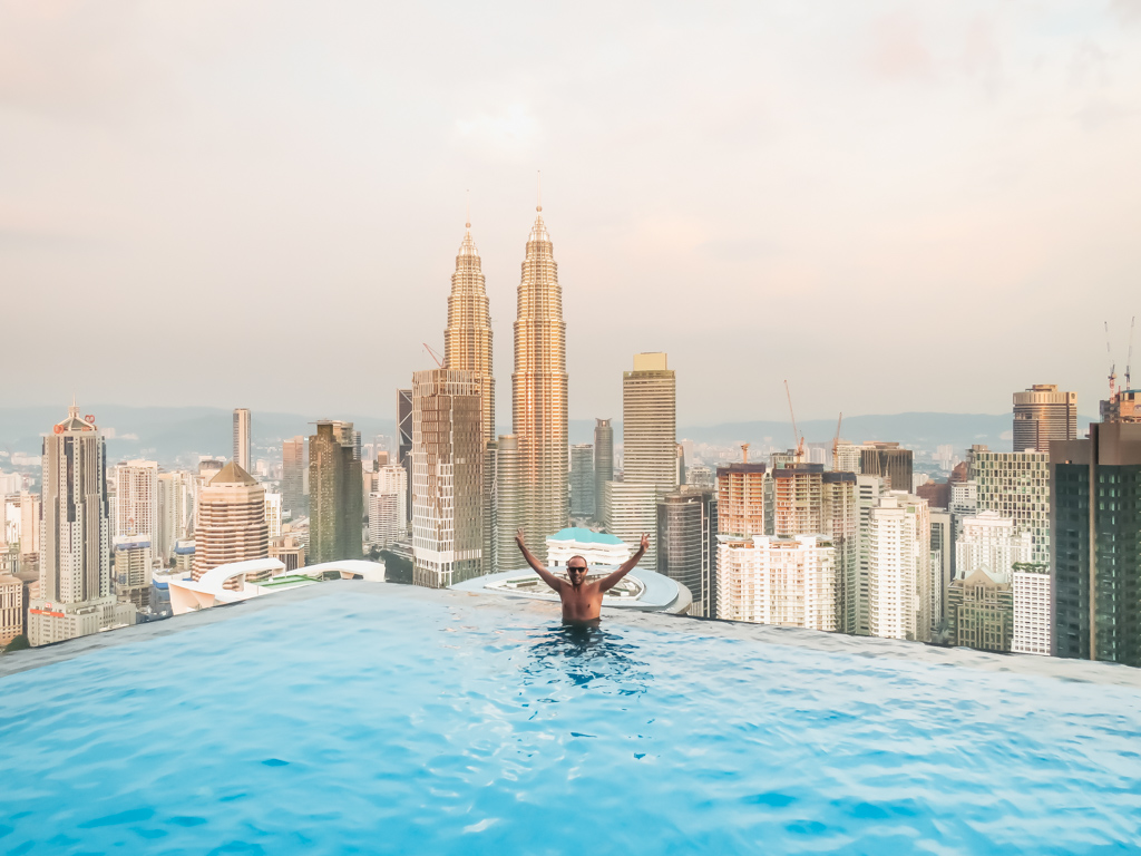 que-ver-y-hacer-en-kuala-lumpur-the-face-suites