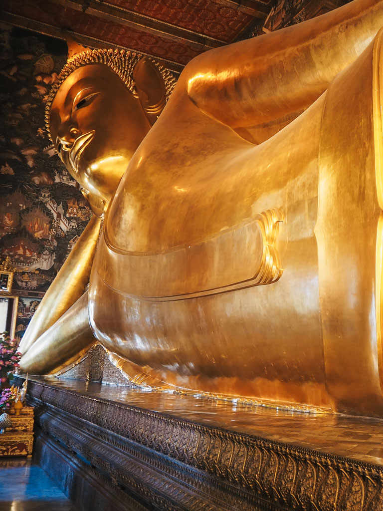 que-visitar-en-bangkok-buda-reclinado-wat-pho